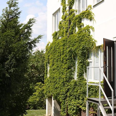 Апартаменты A1Flats Прага Экстерьер фото